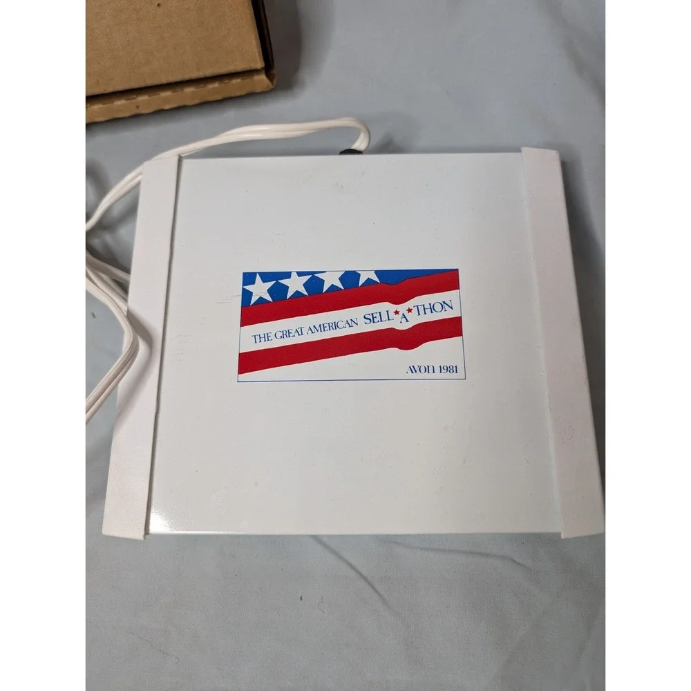 Avon Vintage Heating Plate Brand New In‎ Box Works!